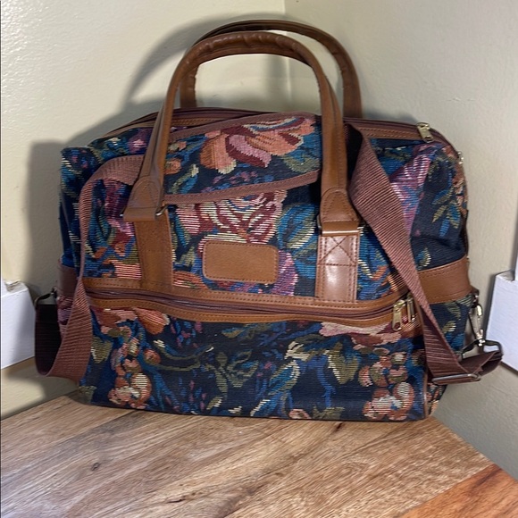 Floral Tapestry Bag with Brown Accents - Picture 1 of 4
